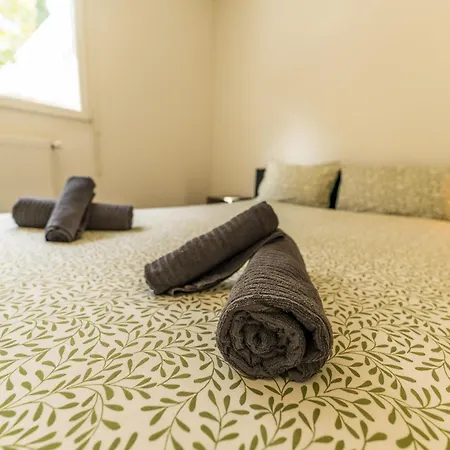 Appartement T2 Le Petit Pouset équipé Wi-fi Débit