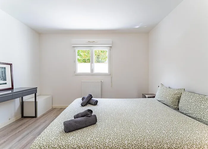 Appartement T2 Le Petit Pouset Equipe Wi-fi Debit *